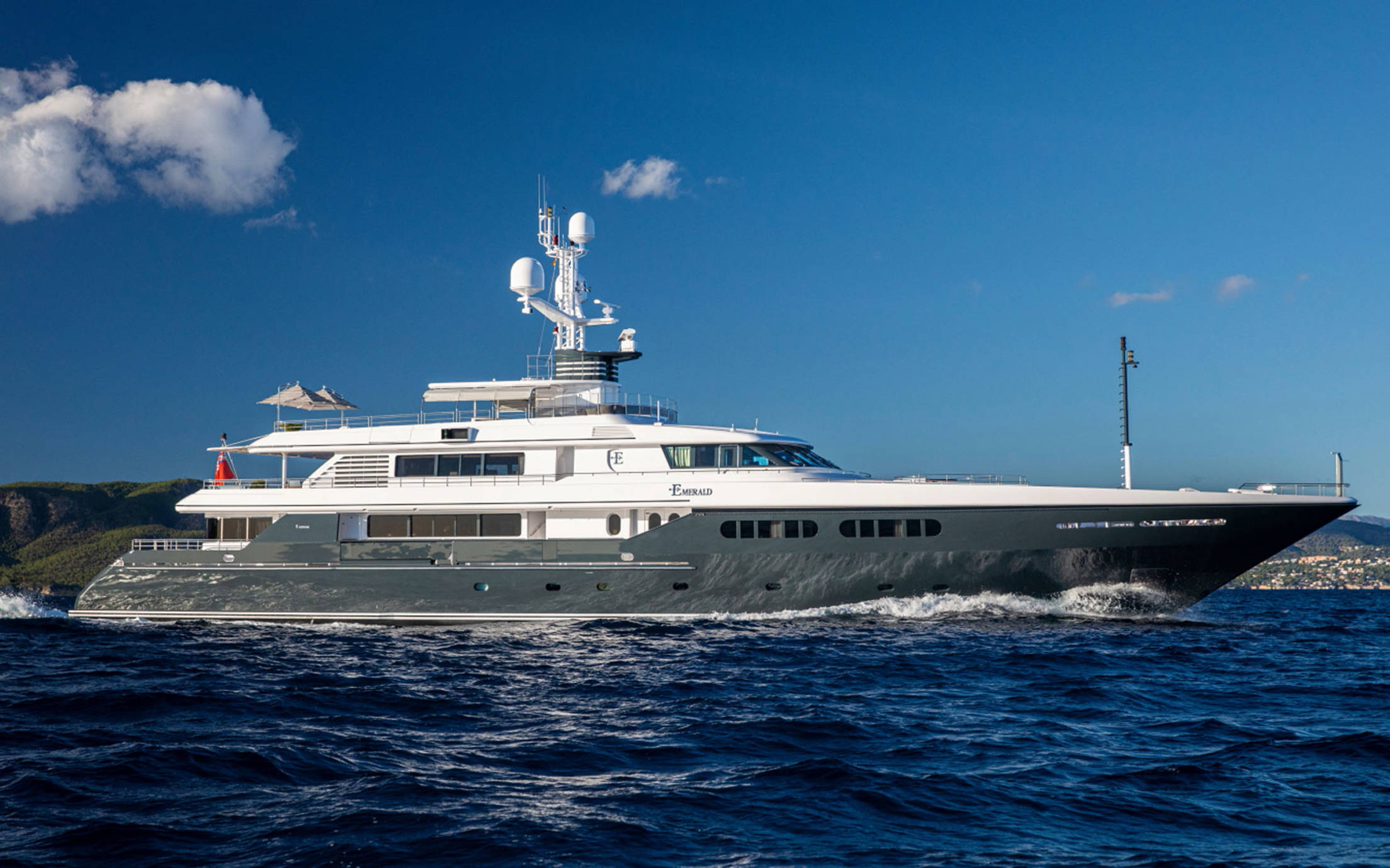 M/Y Emerald