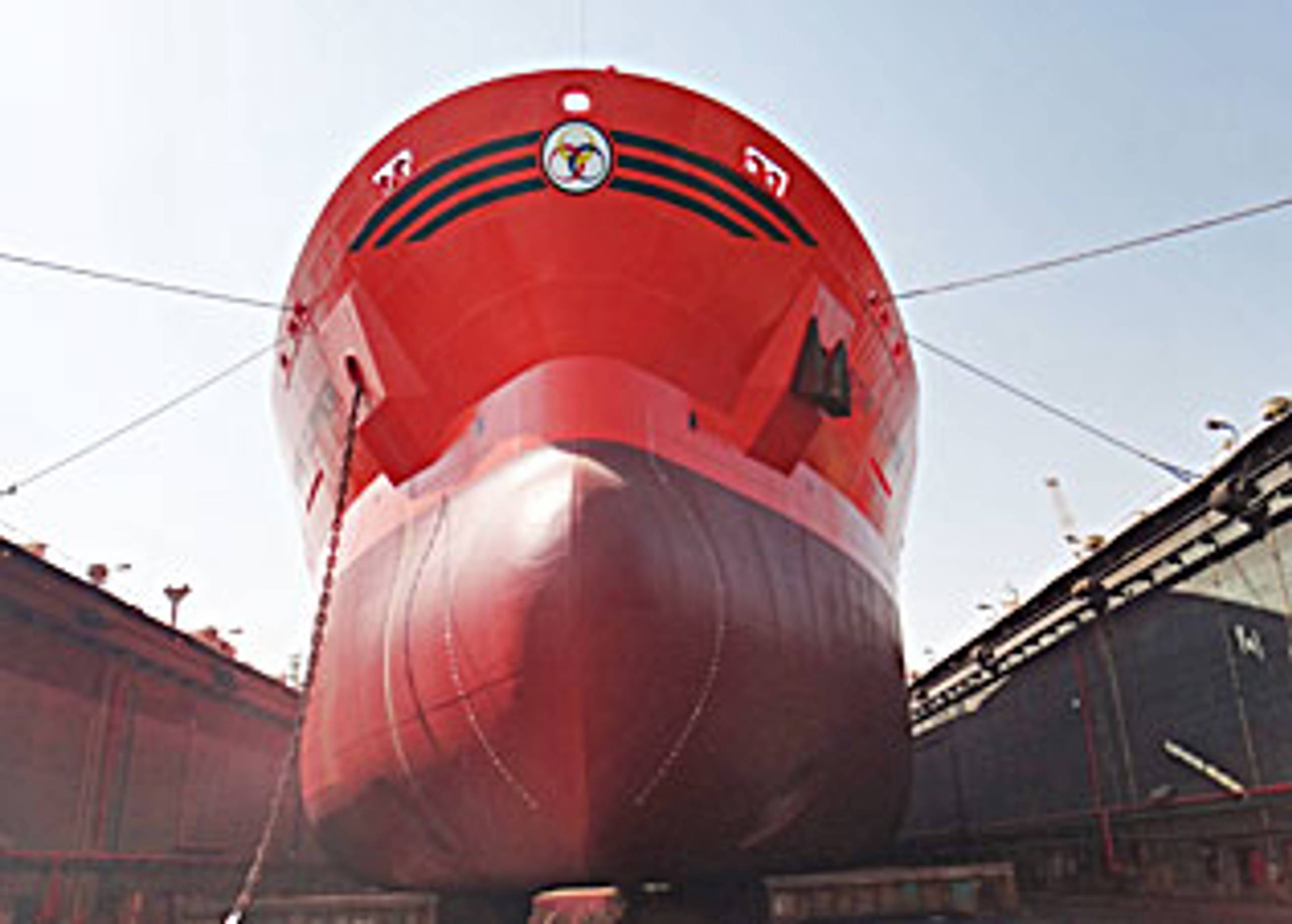 The chemical tanker Bow Clipper at drydock – Jotun reference